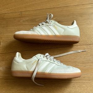 Adidas Sambas